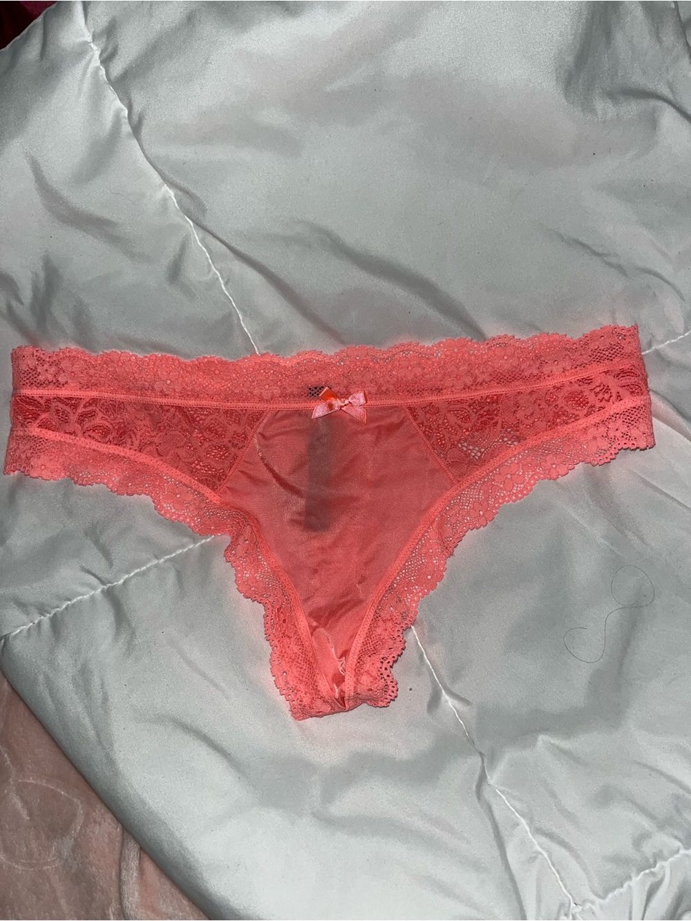 Victoria’s Secret Cheeky Panties Size Large